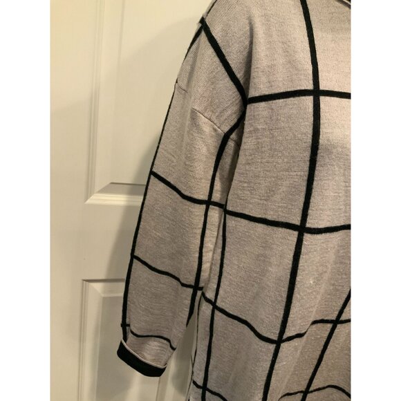 Curio Anthropologie Gray & Black Geometric Window Pane Turtleneck Sweater Size M - Picture 3 of 10